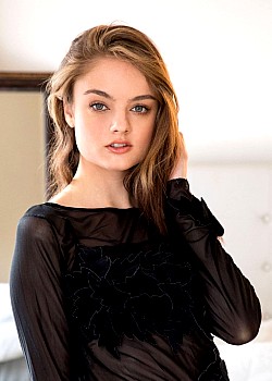 Lexie Fox
